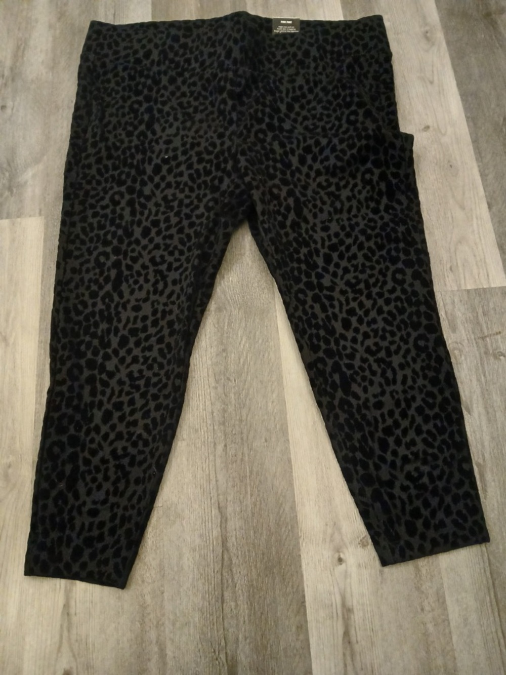 torrid Black Leopard Velvet-Texture Leggings